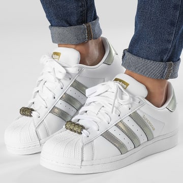 Adidas Originals Baskets Femme Superstar GY9572 Cloud White Gold Metallic LaBoutiqueOfficielle