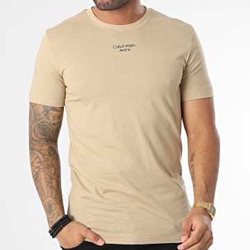  Calvin Klein - Tee Shirt Stacked Logo 0595 Beige