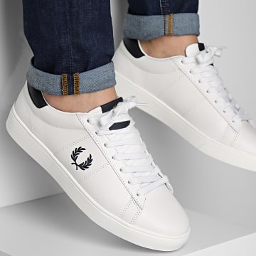  Fred Perry - Baskets Spencer Leather B4334 Porcelain