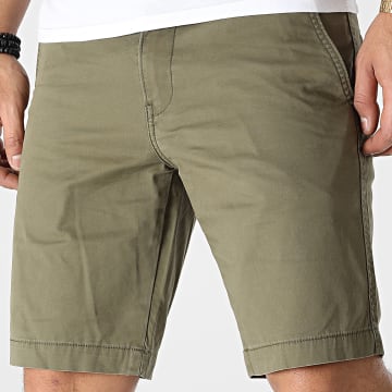 Levi's - Short Chino XX 17202 Vert Kaki