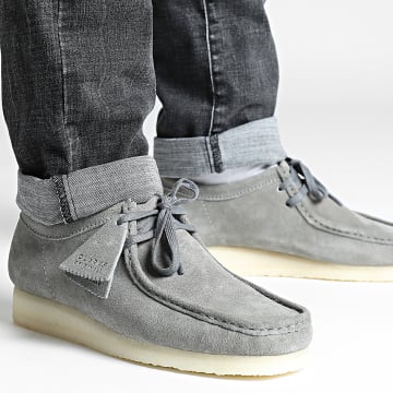  Clarks - Chaussures Wallabee Grey Suede