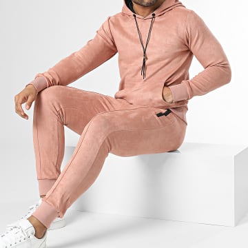  Zayne Paris  - Ensemble De Survetement Suédine TX658 Rose