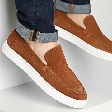 Classic Series - Mocasines camel