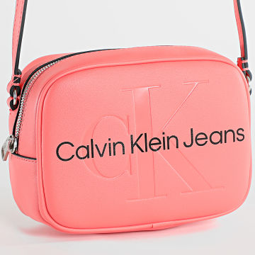  Calvin Klein - Sac A Main Femme Sculpted Camera Bag 0275 Rose