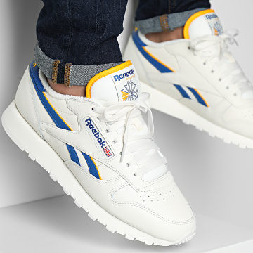  Reebok - Baskets Classic Leather 100033997 Chalk Vector Blue Corn Gold