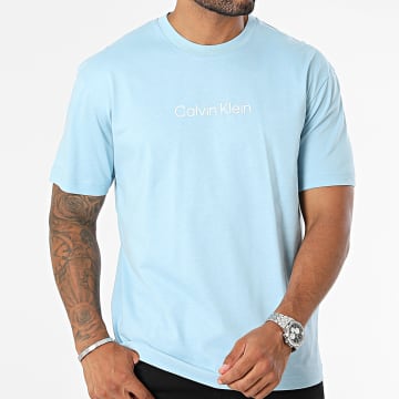 Calvin Klein - Tee Shirt Hero Logo Comfort 1346 Bleu Clair
