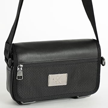 Calvin Klein - Sacoche Tagged Flap Camera 1386 Noir