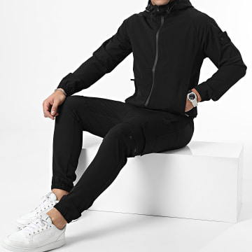 Zayne Paris  - Set giacca con cappuccio e pantaloni cargo neri con zip