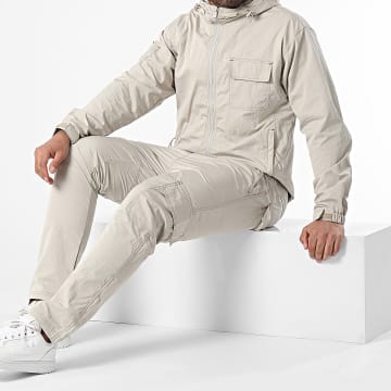Frilivin - Set giacca con zip e pantaloni cargo beige con cappuccio