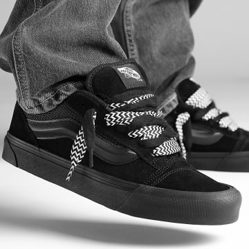 Vans - Knu Skool Sneakers con lacci 9QCBKA1 Nero Nero Bianco