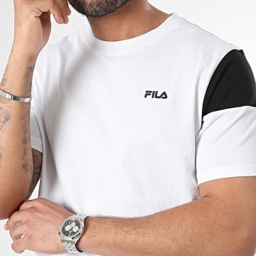 Fila - Tee Shirt Tsingoni FAM0629 Blanc Gris Noir