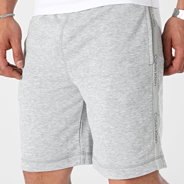 Calvin Klein - S851 Pantalón corto gris