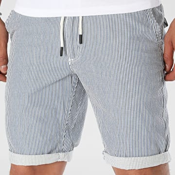 American People - Beattle 116-23 Pantalones cortos chinos a rayas azul marino y blanco