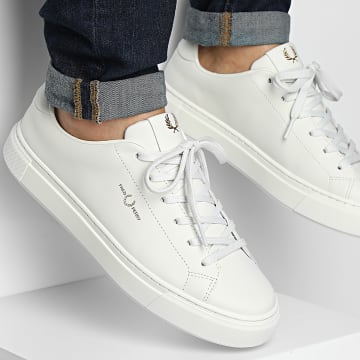 Fred Perry - B71 Sneakers in porcellana