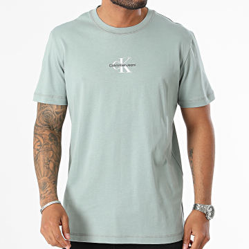Calvin Klein - Tee Shirt Oversize 5649 Vert Kaki Clair