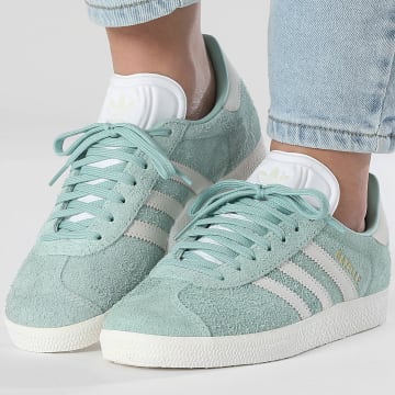 Adidas Originals - Baskets Femme Gazelle W IG4393 Hazel Green Off Whote Footwear White