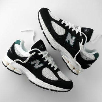 New Balance - Baskets 2002R Black Beige