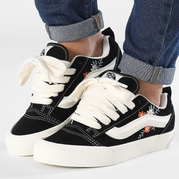 Vans - Damesschoenen Knu Skool 00CSO Zwart Bloemen