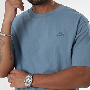 New Balance - Relaxed Fit T-shirt MT41533 Lichtblauw