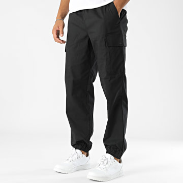 New Balance - Pantalon Cargo Twill MP41579 Noir