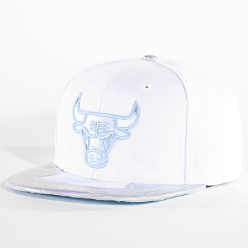 Mitchell and Ness - Chicago Bulls Día 11 NBA Snapback Cap HS8033 Blanco Azul Claro Iridiscente