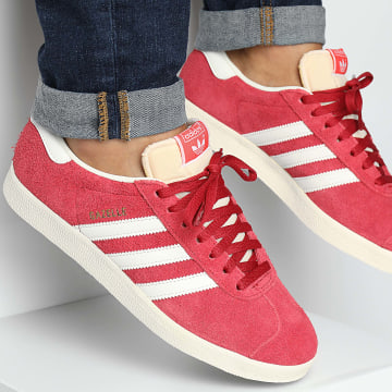 Adidas Originals - Baskets Gazelle IF9652 Team Victory Red Off White Cream White