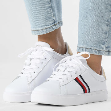 Tommy Hilfiger - Baskets Femme Essential Court Sneaker Stripes 8321 White