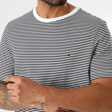 Tommy Hilfiger - Tee Shirt A Rayures Essential Seasonal Reg Fit Solid 9995 Blanc Bleu Marine