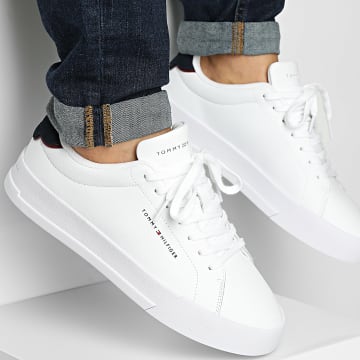 Tommy Hilfiger - Baskets Court Leather Detail Essential 5367 White Desert Sky