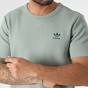 Adidas Originals - Tee Shirt Essential Waffle JD2446 Vert