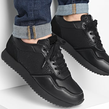 Calvin Klein - Baskets Low Top Lace Up Mono 1664 Triple Black Mono