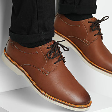 Clarks - Scarpe in pelle Atticus LT Lace Tan Scuro