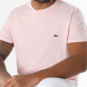 Lacoste - Tee Shirt Logo Brodé Crocodile Regular Fit Rose
