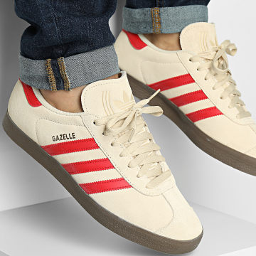 Adidas Originals - Baskets Gazelle JH5393 Sand Strata Better Scarlet Footwear White