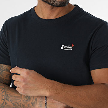 Superdry - Essential Camiseta con bordado de contraste M1012078A Azul marino