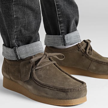Clarks - Scarpe Wallabee Evo in pelle scamosciata color oliva scuro