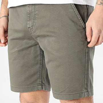 Teddy Smith - Short Chino Dooby 10417229D Vert Kaki