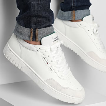Tommy Hilfiger - Baskets Core Leather Mix 5467 Ecru