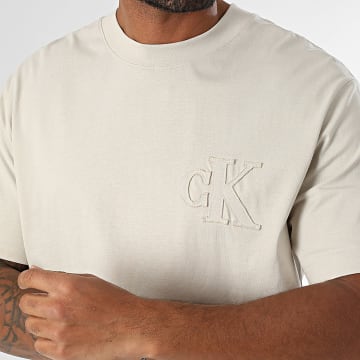 Calvin Klein - T-Shirt 7494 Beige