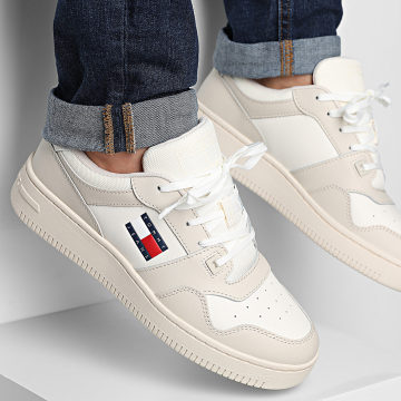 Tommy Jeans - Baskets Retro Basket Essential 1395 Ivory