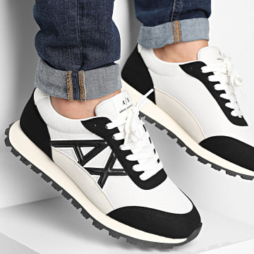 Armani Exchange - XUX263-XV942 Off White Zapatillas negras