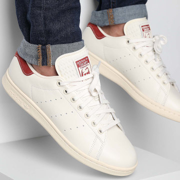 Adidas Originals - Baskets Stan Smith JH9715 Off White Preloved Ruby Cream White