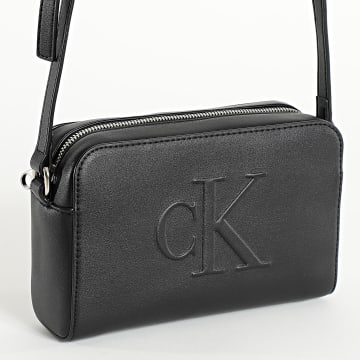 Calvin Klein - Sac A Main Femme Sculpted EW Camera Bag 20 3036 Noir