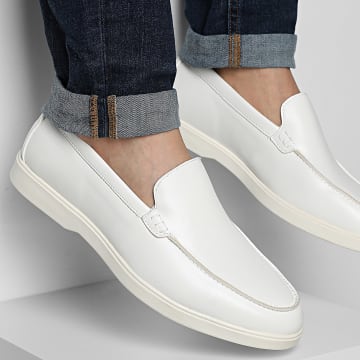 Classic Series - Mocassins 011 White
