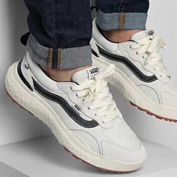 Vans - Baskets Ultrarange Neo Vr3 CWE2BO1 Black Off White