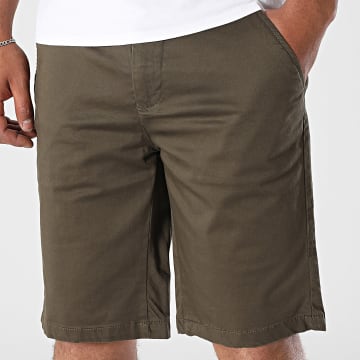 American People - Chino Shorts Most Khaki Grün