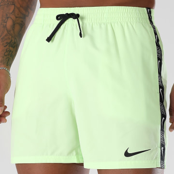 Nike - Badeshorts mit Streifen Nesse 559 Lime Green
