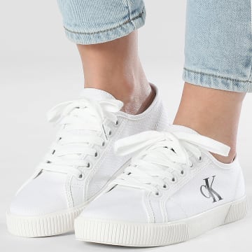 Calvin Klein - Baskets Femme Ess Vulc 1762 Triple Bright White