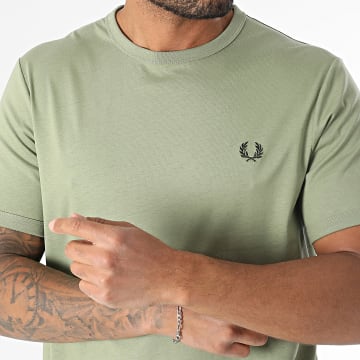 Fred Perry - Tee Shirt Ringer M3519 Vert Kaki