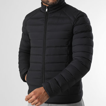 JOTT - Aragon Mantel Zwart